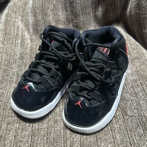 Toddler Jordan shoes